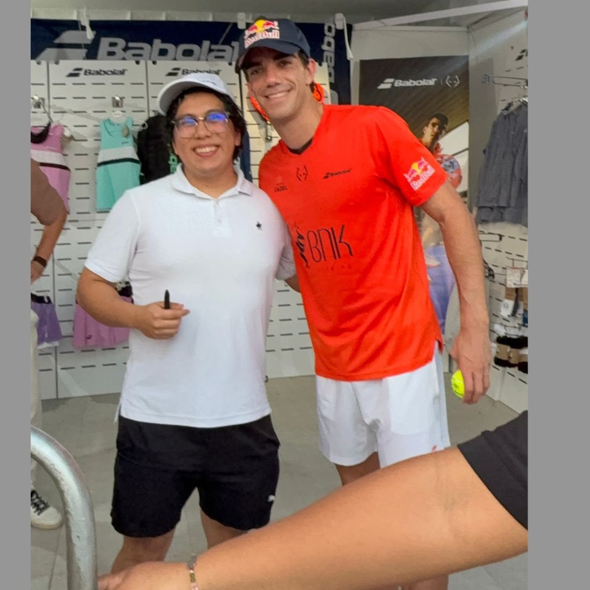 Alejandro R